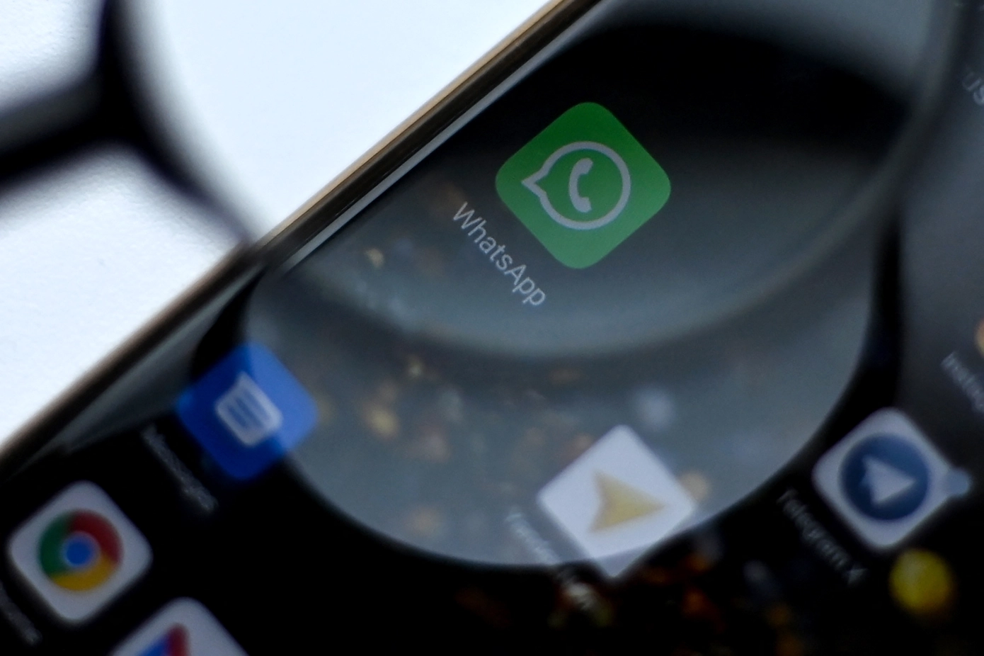 WhatsApp увеличивает время удаления сообщения до 60 часов